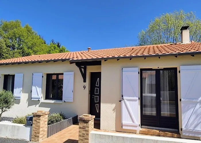 Maison Le Baron 13pers Proche Puy Du Fou