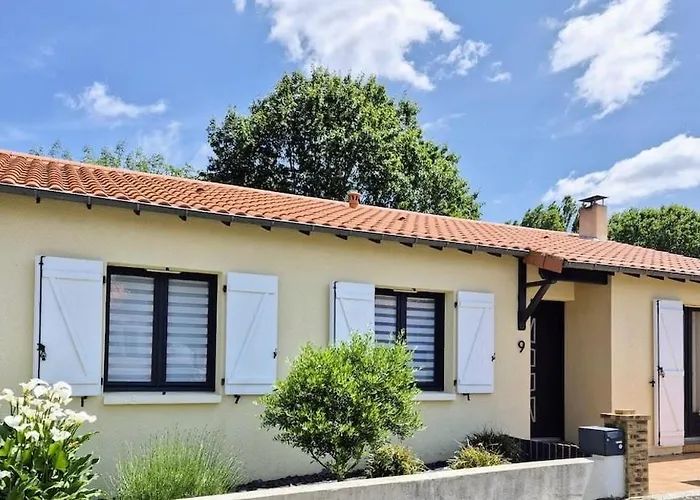 בית הארחה Maison Le Baron 13pers Proche Puy Du Fou