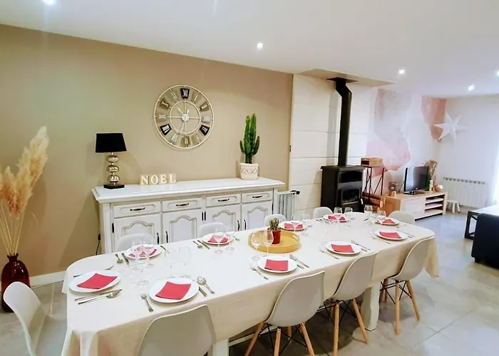 Maison Le Baron 13pers Proche Puy Du Fou בית הארחה